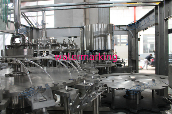 machine de remplissage principale de jus du cou 24 de bouteille de 38mm avec le contrôle de température
